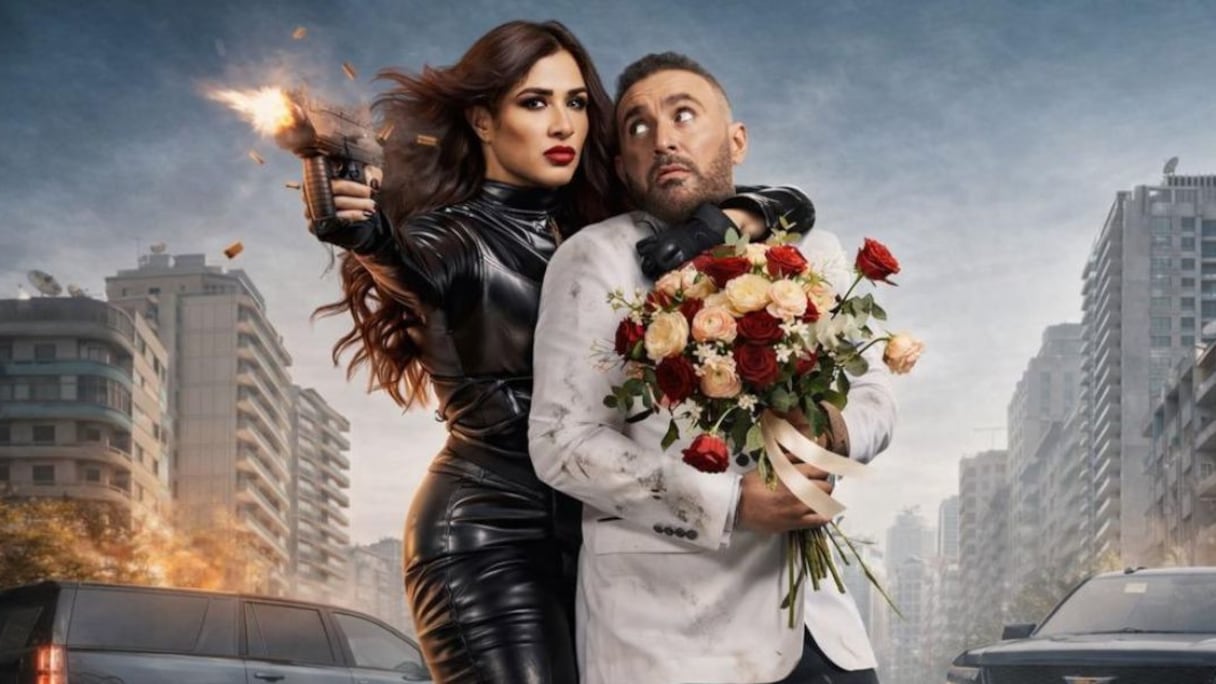 ياسمين عبد العزيز وأحمد الاسقا من فيلم "خلي بالك من نفسك"