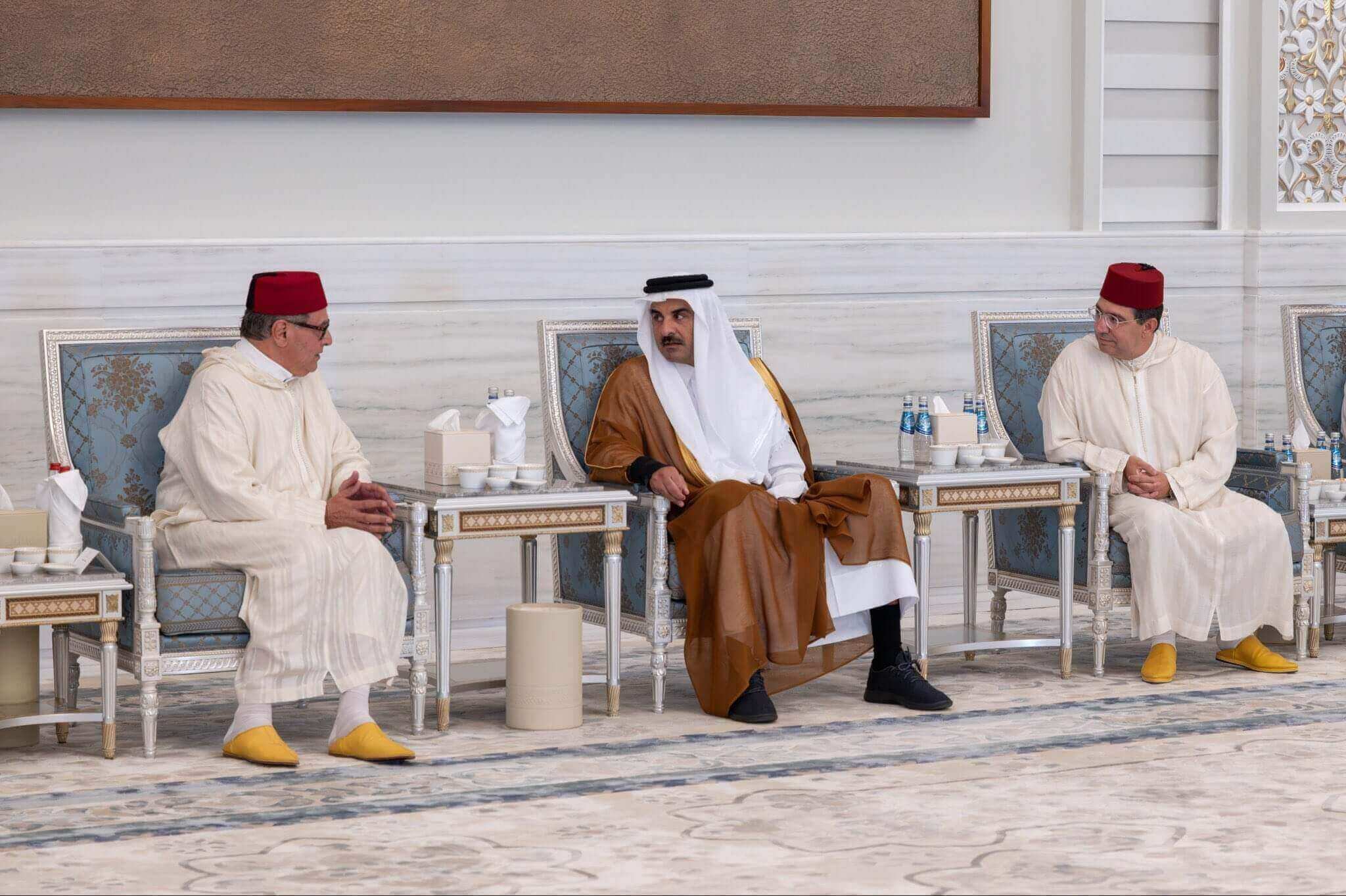 الملك محمد السادس يبعث برسائل تعزية إلى أمير قطر