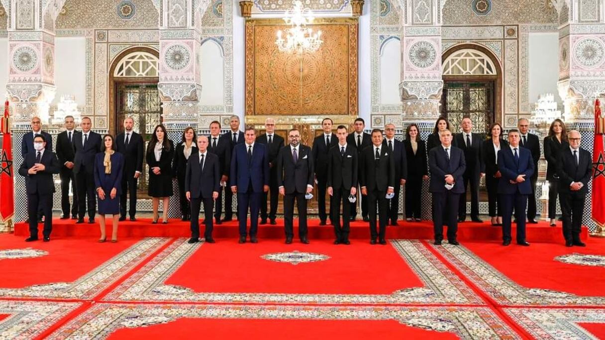 الملك يعين أعضاء حكومة أخنوش