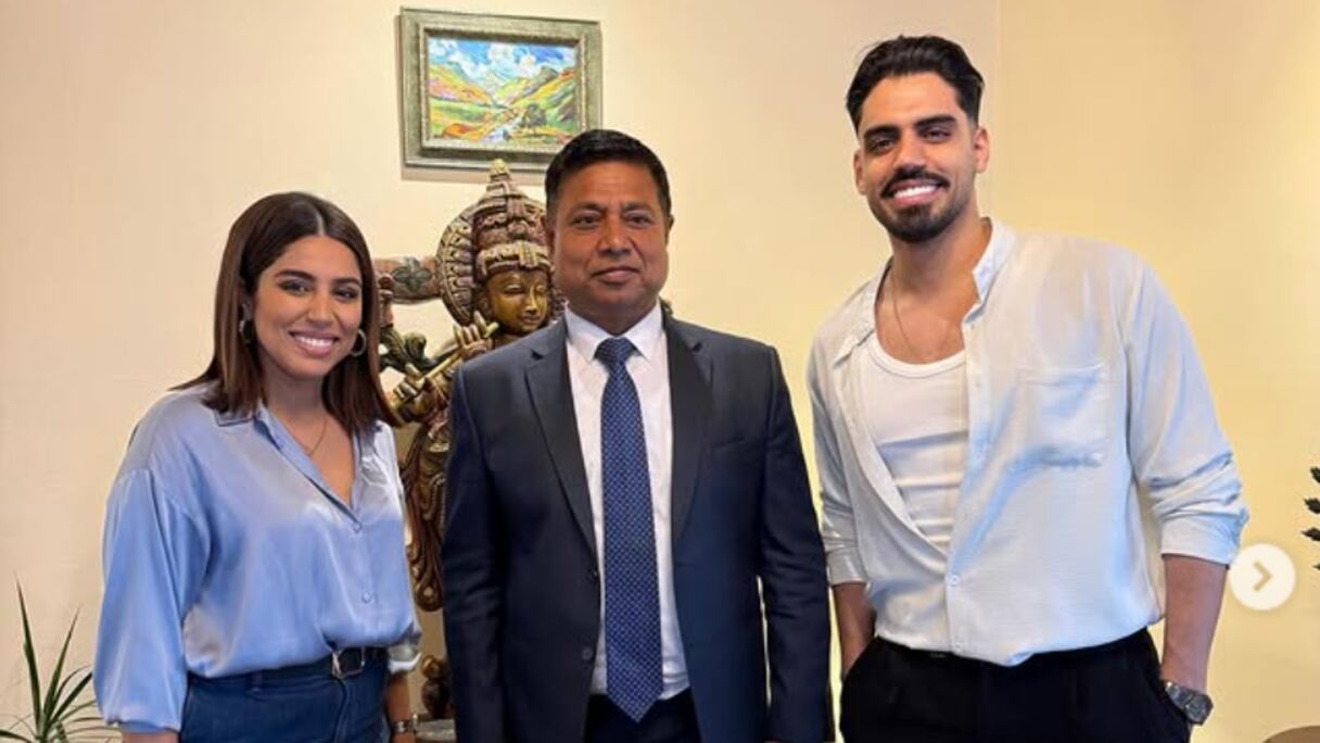 عمر ورجاء بلمير مع سفير جمهورية الهند بالمغرب، سانجاي رانا