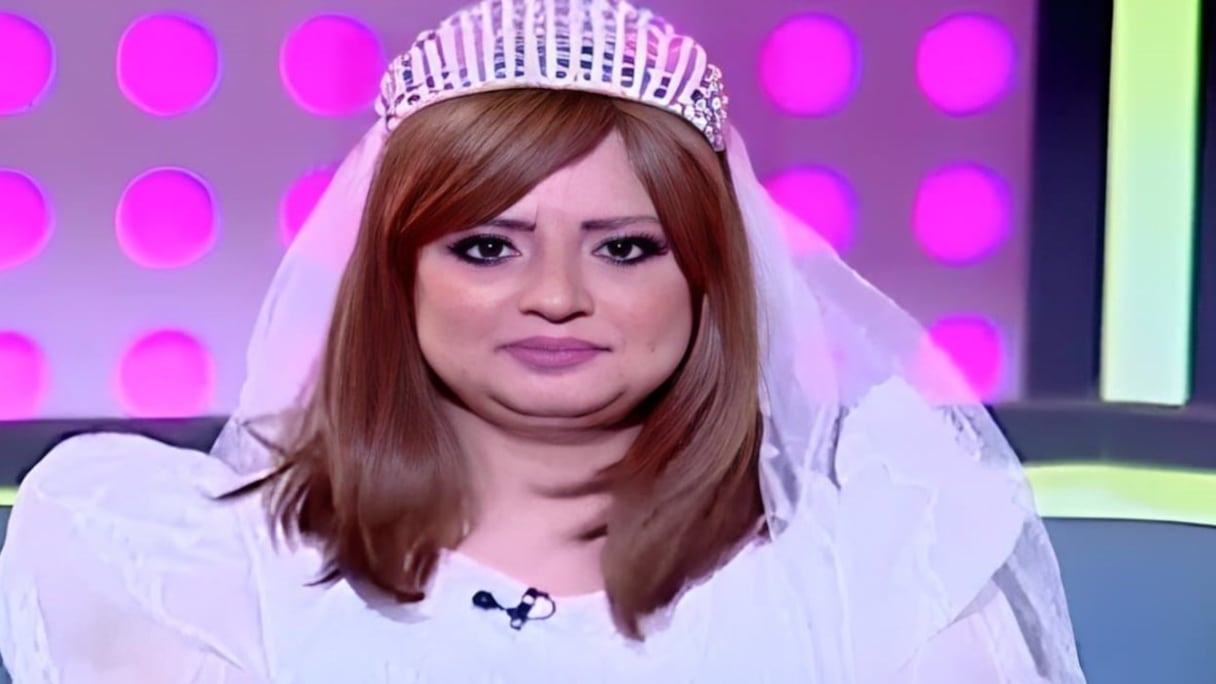 الإعلامية المصرية آمال كمال