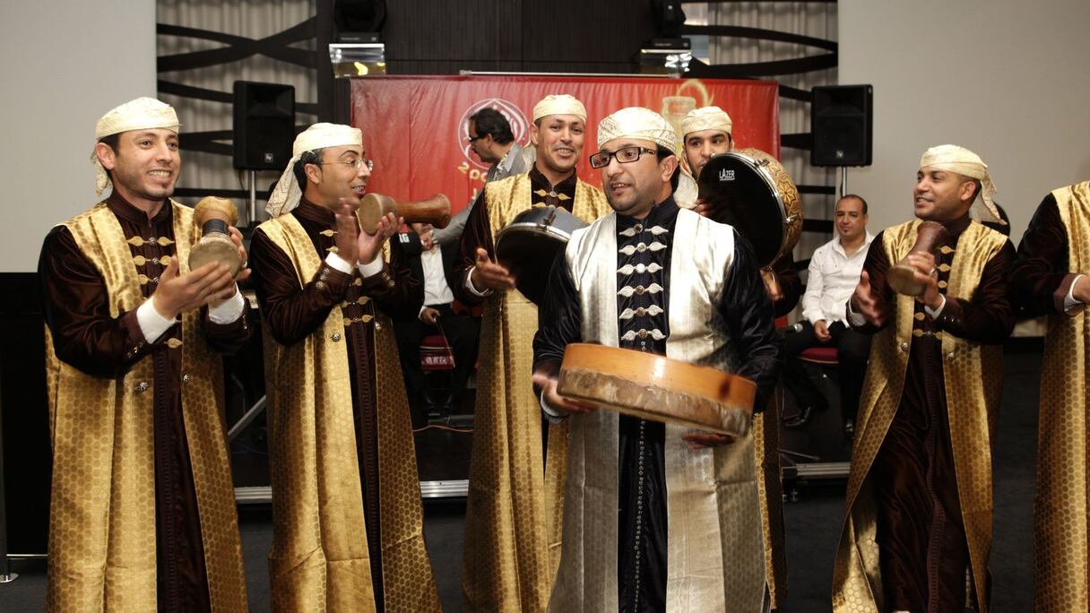 عبيدات الرمى كانوا في الموعد وأتحفوا الحضور بإيقاعاتهم