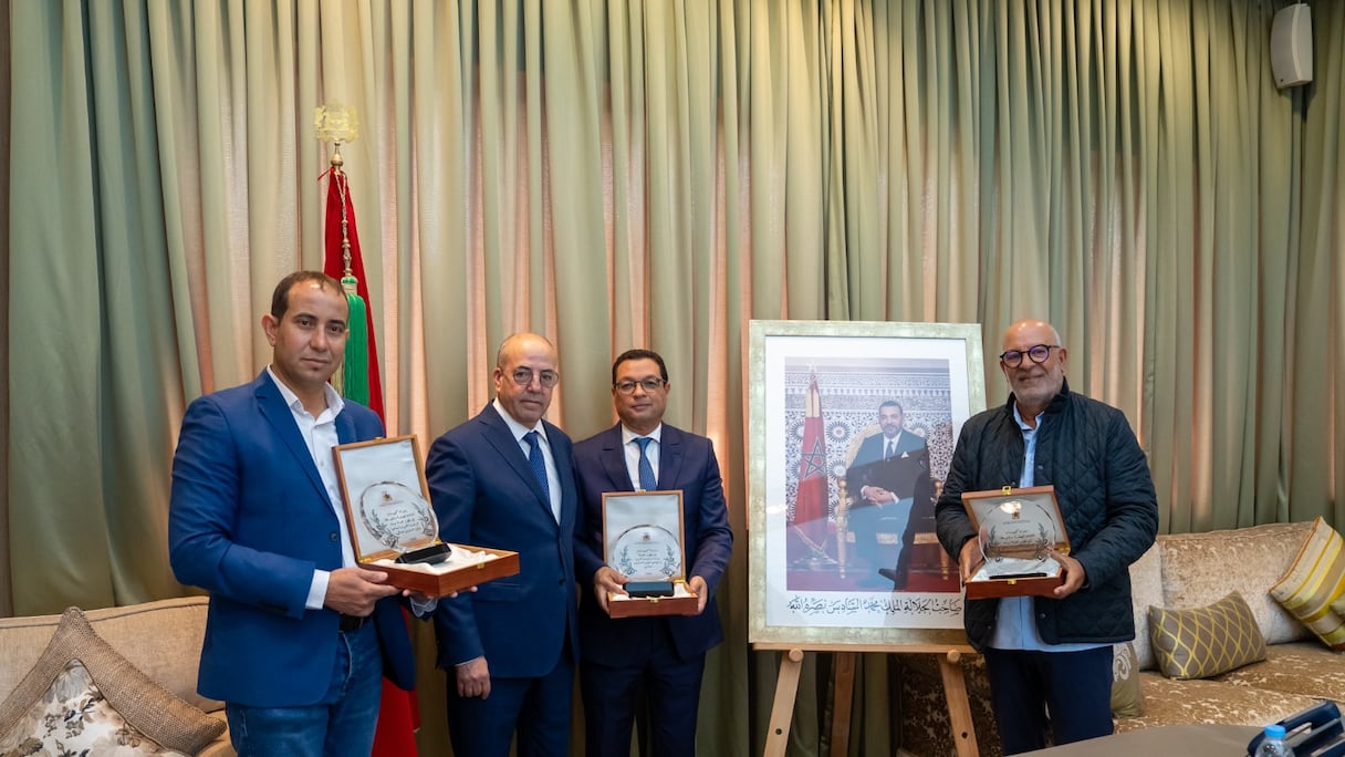 وزير الفلاحة أحمد البواري يترأس حفلا لتكريم منتجين مغاربة لزيت الزيتون تم تتوجيهم في مسابقات دولية مرموقة