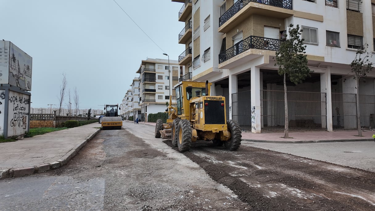 تهيئة شارع جنان اللوز بالحي الحسني