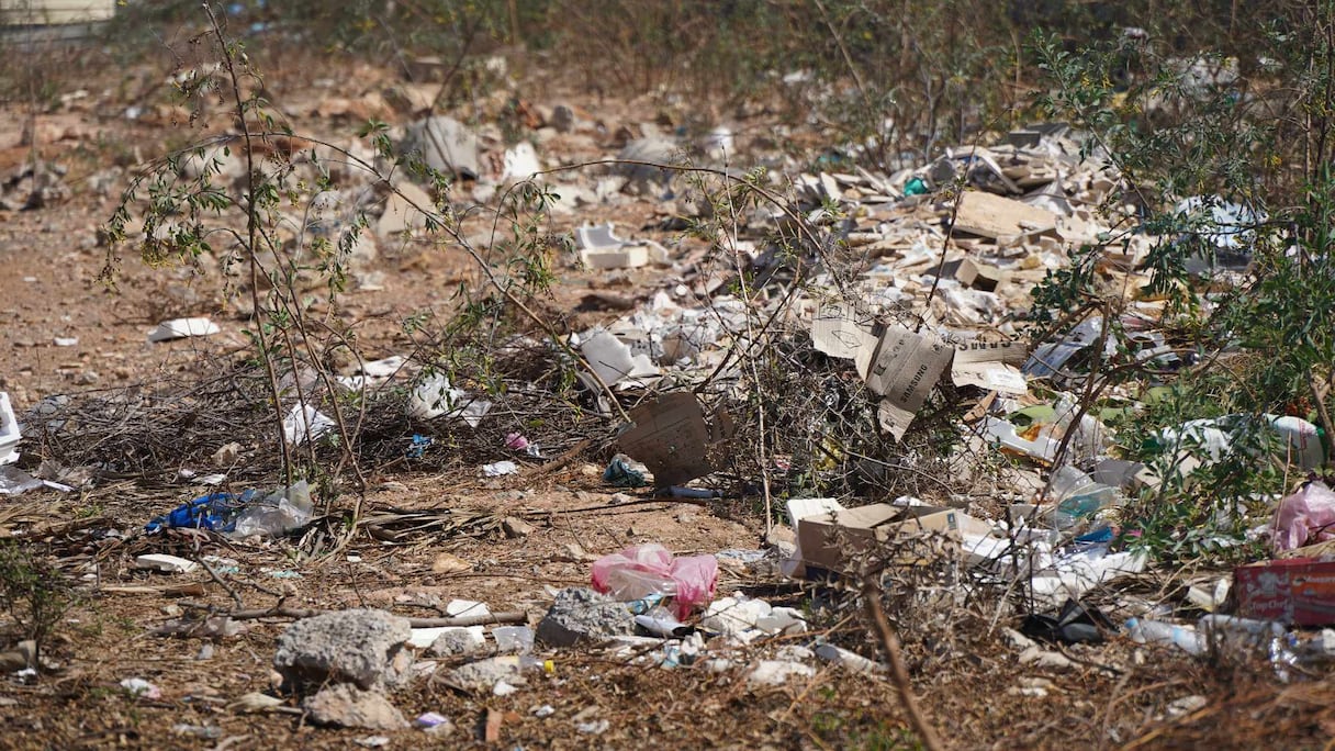 مخلفات المباني بدار بوعزة