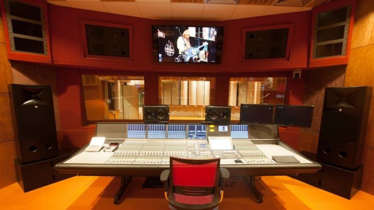 استوديو هبة