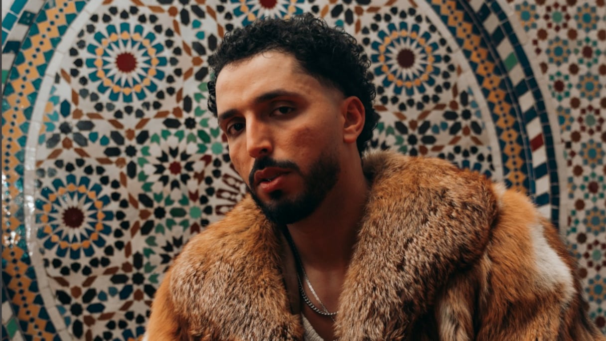 الفنان المغربي طاوسن