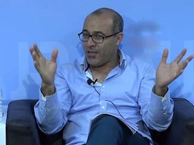 الناقد محمد اشويكة