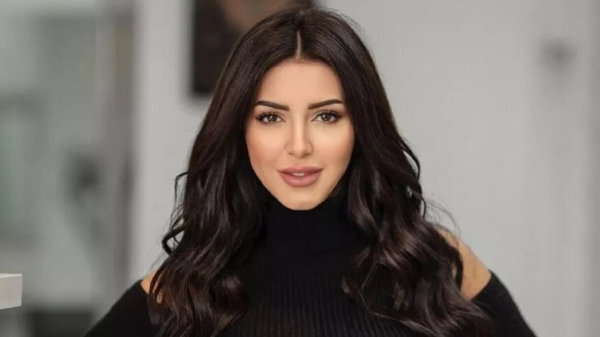 إيناس النجار