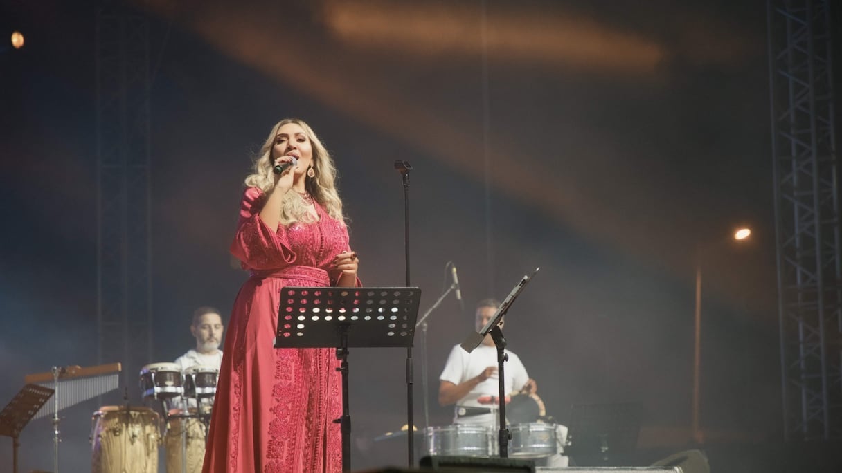 أسماء لمنور