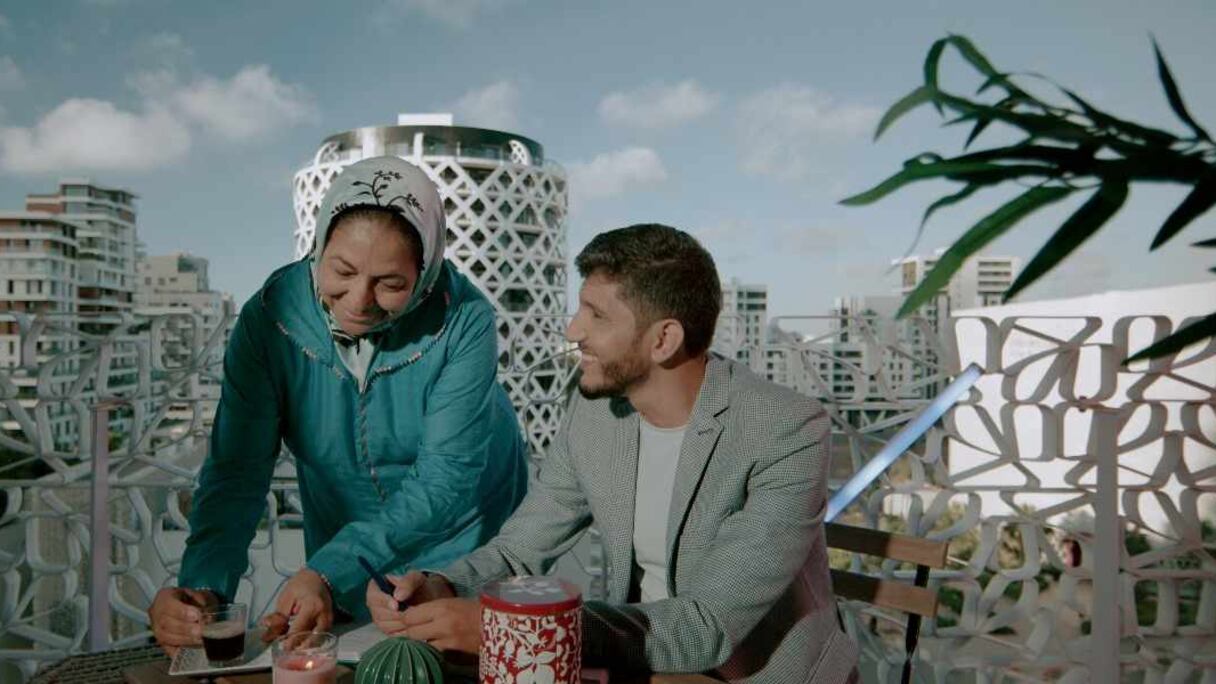 أسامة كمال وفضيلة بن موسي