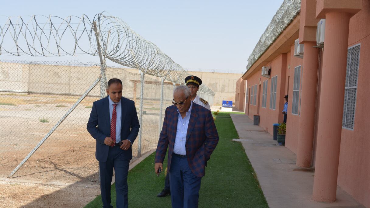 التامك يقوم بزيارة تفقدية مفاجئة لسجني مراكش والصويرة