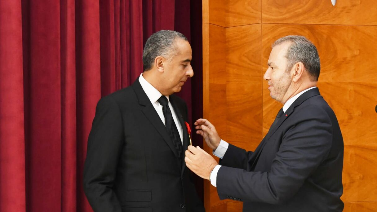 ZRVFIDJRNRDP3EX5KKDKB4BK3Y - أسفي كود | safigoud.com