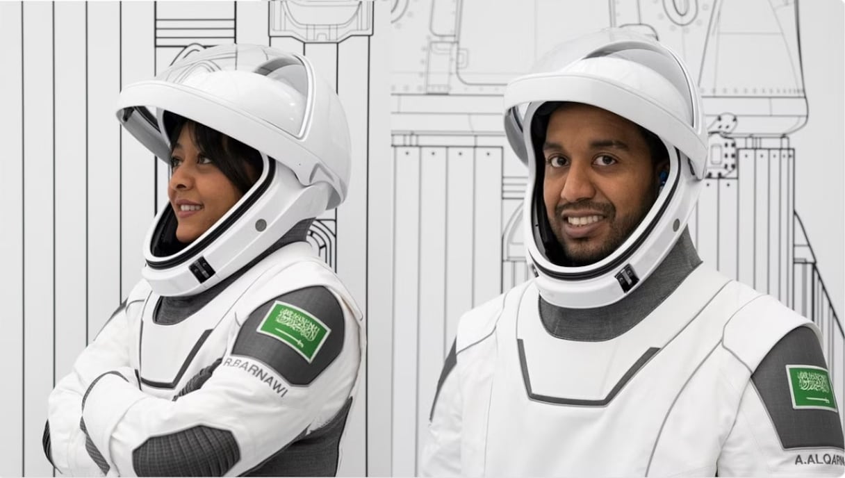 الرائدان الفضائيان علي القرني وريانة برناوي