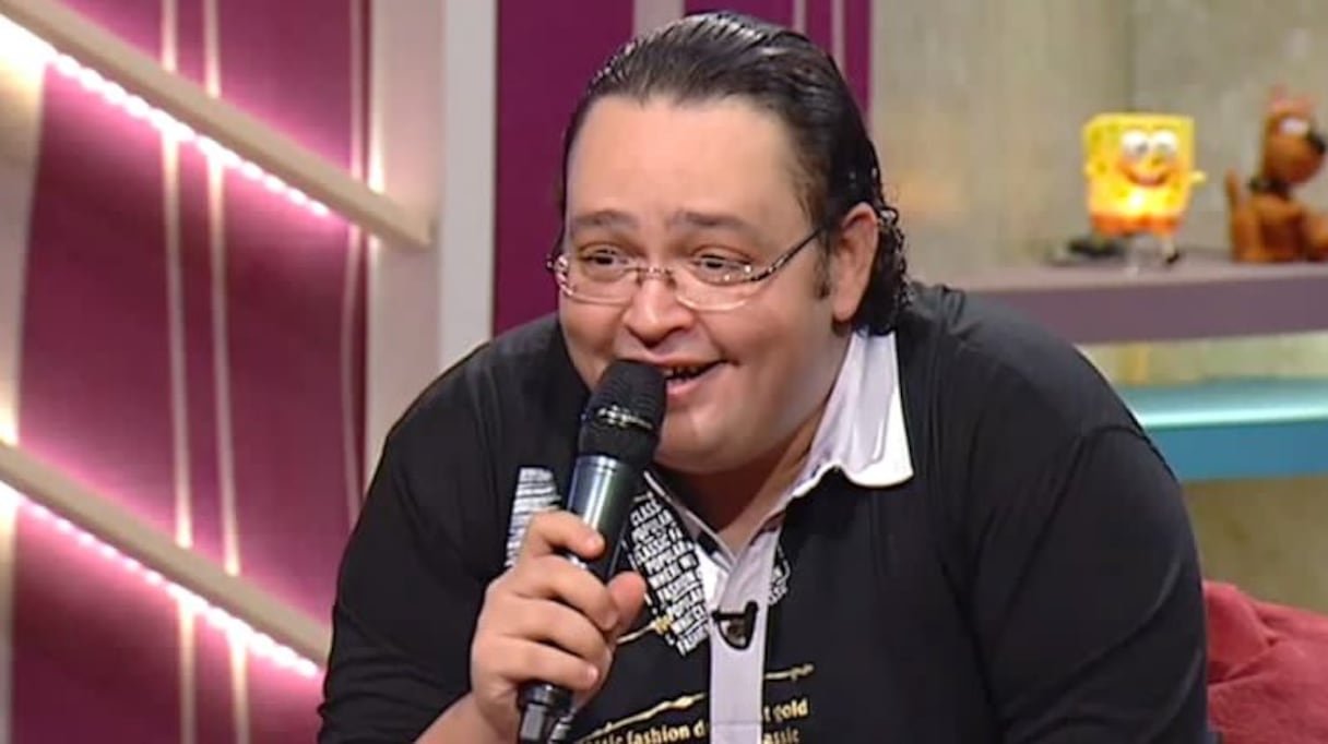 أحمد رزق هو الآخر في خانة نجوم خانهم الطول
