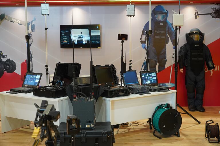 الشرطة المكلفة بتفكيك المتفجرات