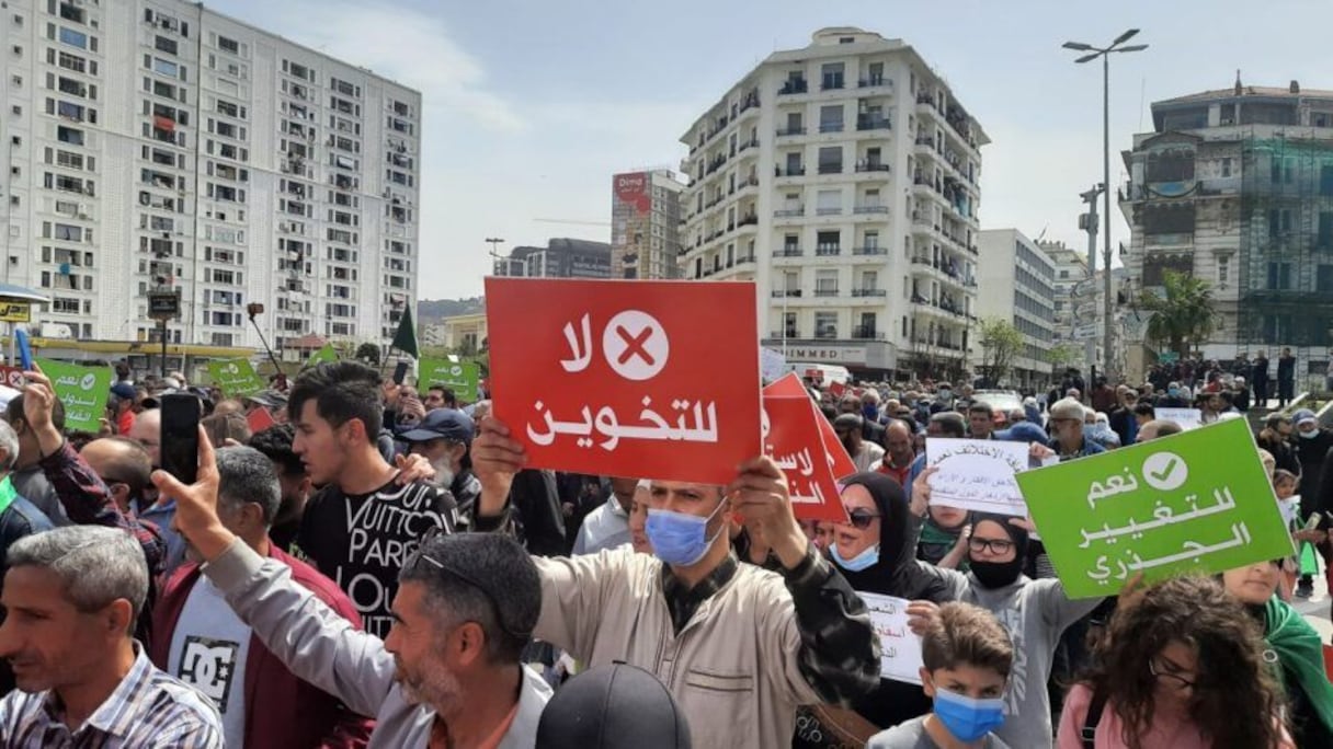 حراك الجزائر الجمعة 112
