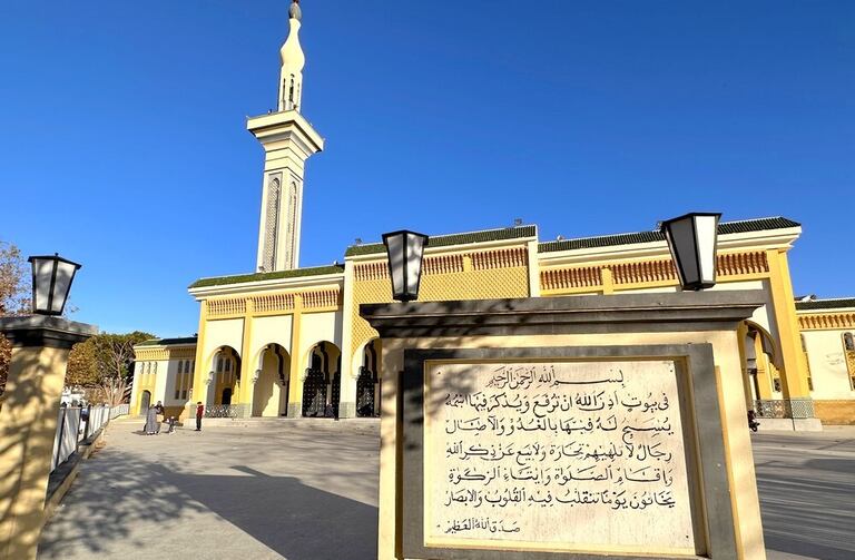 La Mosquée des Syriens, un édifice religieux emblématique au cœur de la ville de Tanger, au Maroc. (Saïd Kadry/Le360).