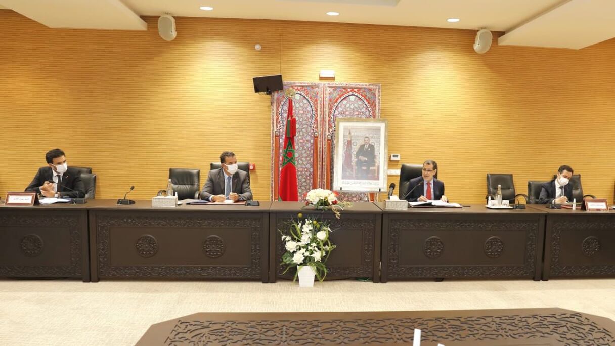 العثماني خلال جلسة عمل مع رئيس الاتحاد العام لمقاولات المغرب
