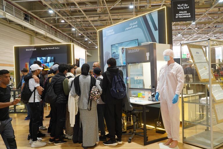 حضور الأطفال بالأيام المفتوحة للأمن الوطني