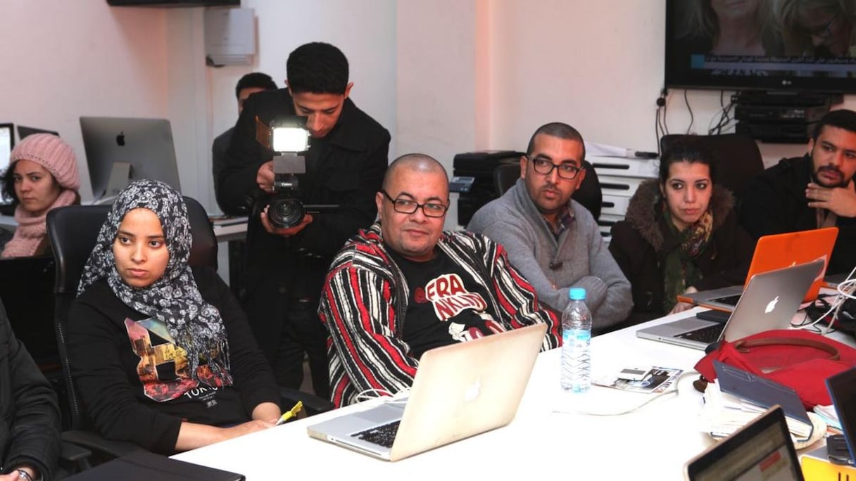 زاوية أخرى من لقاء فريق Le360 مع وزير الاتصال
