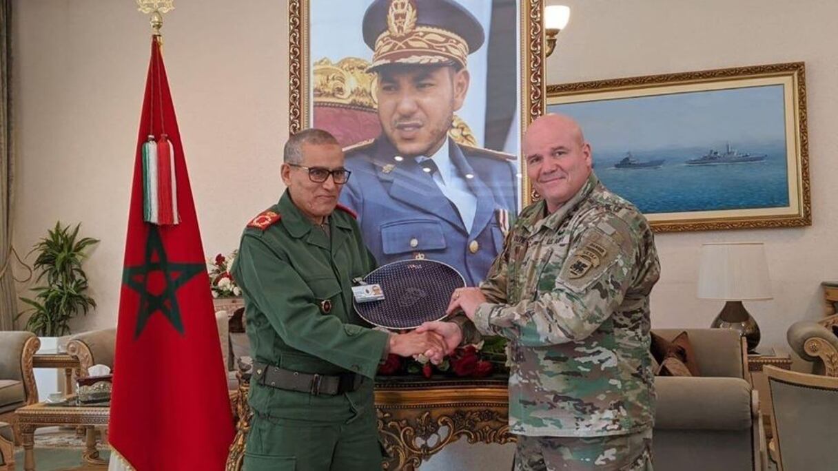 روجر كلوتير والجنرال دو ديفيزيون بلخير الفاروق
