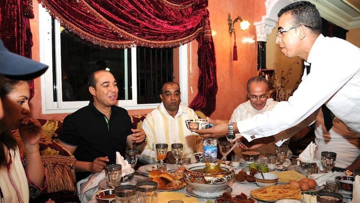 محمد أوزين وإغراء "الحريرة"
