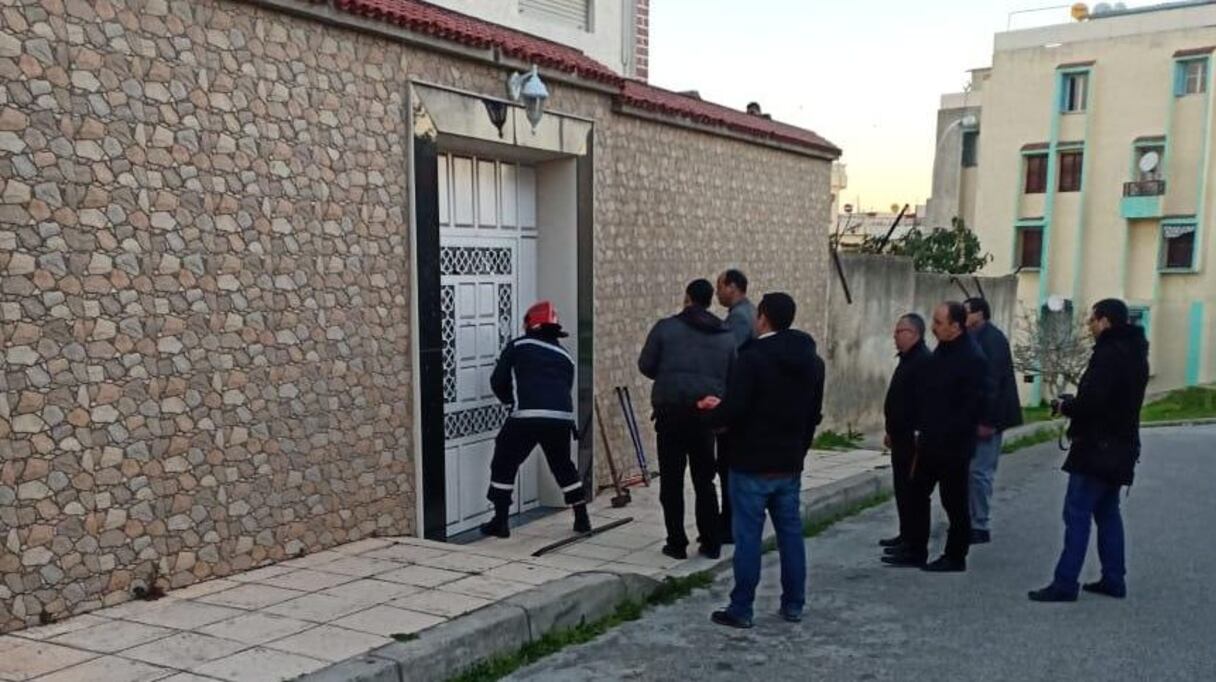 تشميع فيلا العدل والأحسان بطنجة
