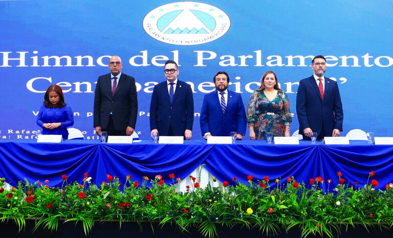 المنتدى الاقتصادي للاستثمار والتنمية، المنظم من قبل برلمان أمريكا الوسطى بشراكة مع مجلس المستشارين