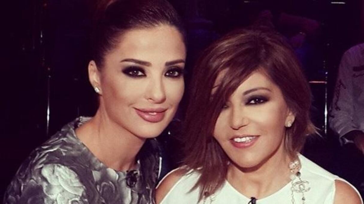 سميرة سعيد إلى جانب الإعلامية وفاء الكيلاني
