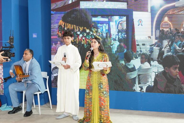 مشاركة الأطفال برواق المجلس الوطني لحقوق الإنسان بمعرض الكتاب