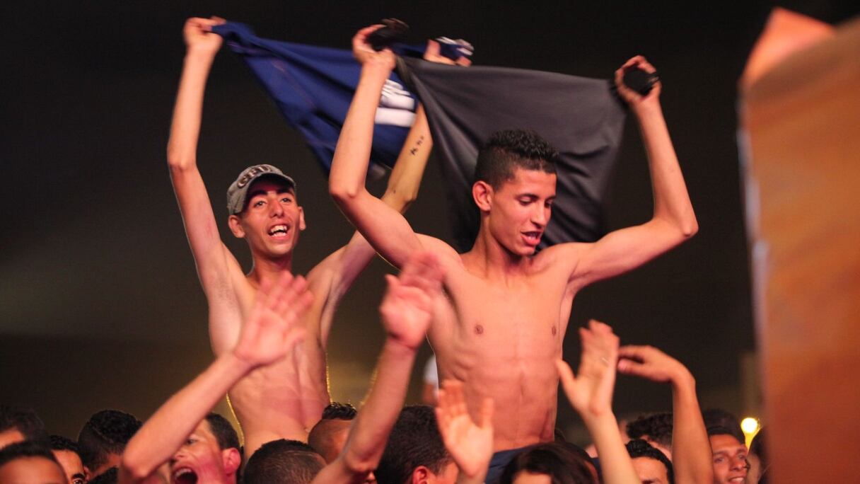 الشباب تجاوبوا مع أغاني مامي
