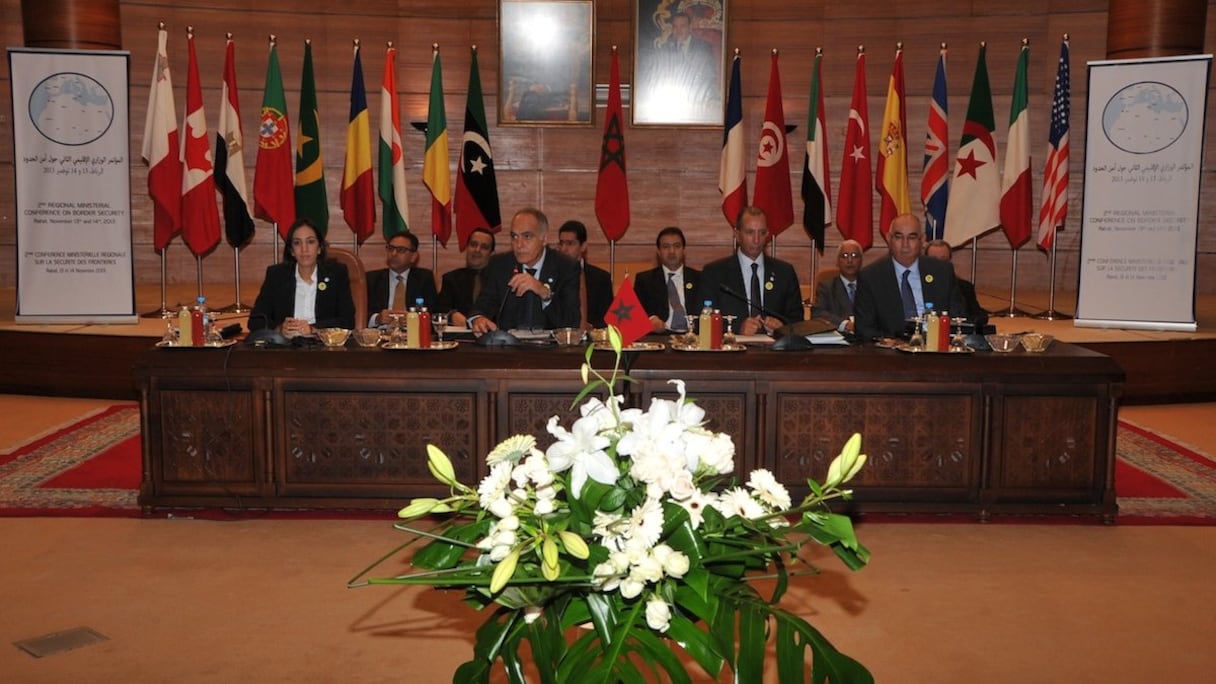 مزوار وحصاد في اجتماع قمة حماية الحدود