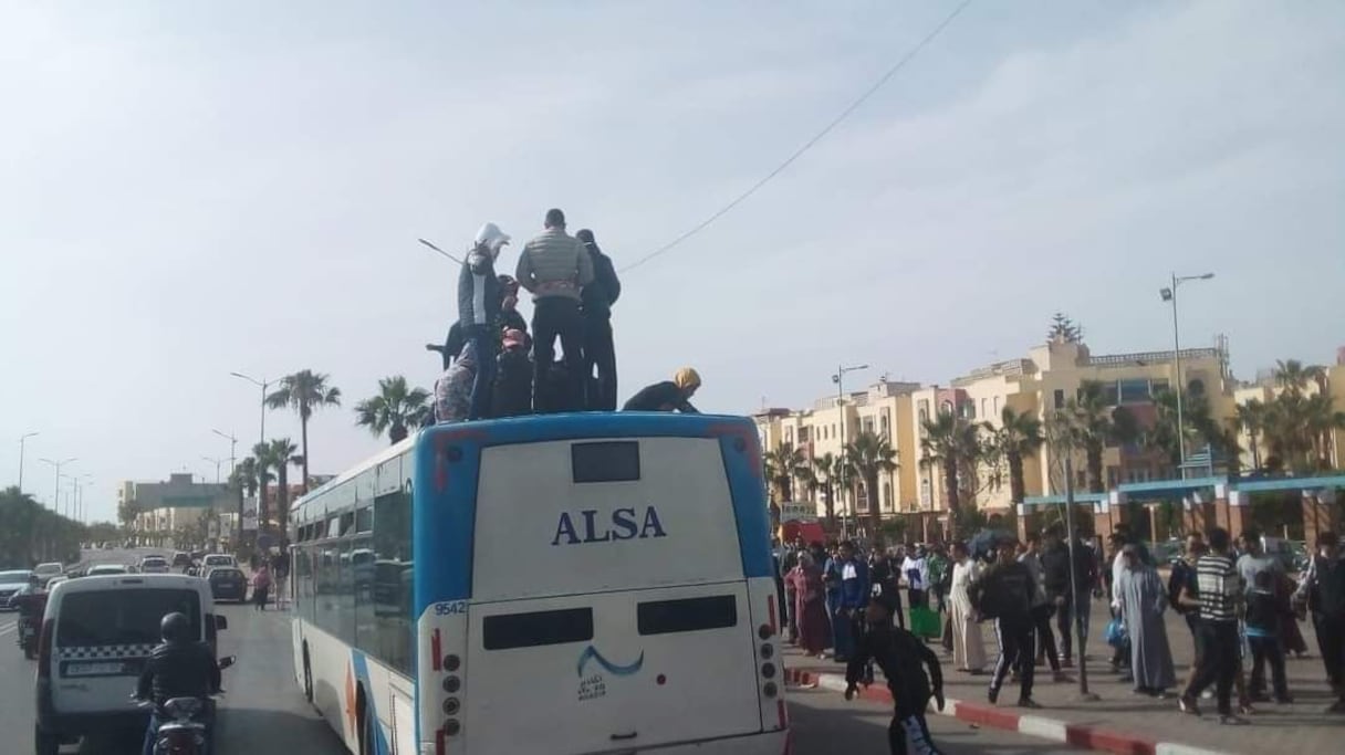 شغب بشوارع بأكادير
