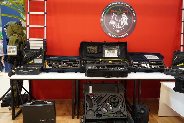 الشرطة المكلفة بتفكيك المتفجرات