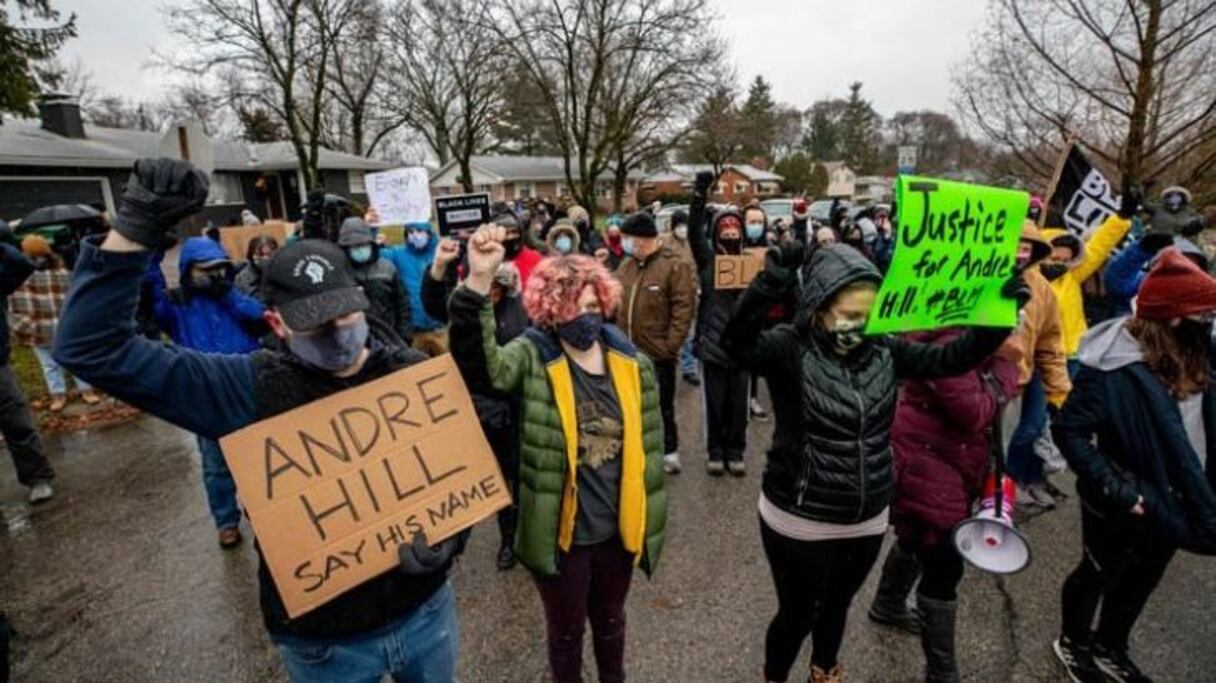 احتجاجات في أمريكا بعد مقتل أندريه موريس
