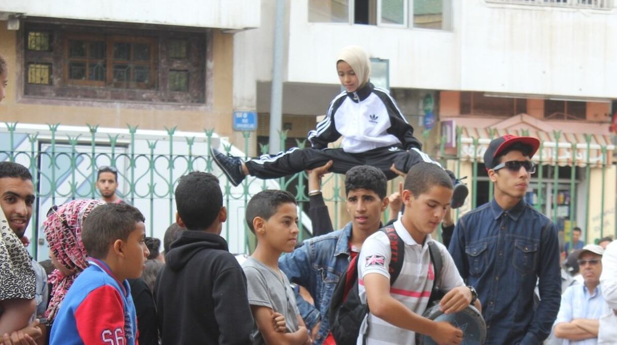 مواهب من كلا الجنسين ومختلف الأعمار
