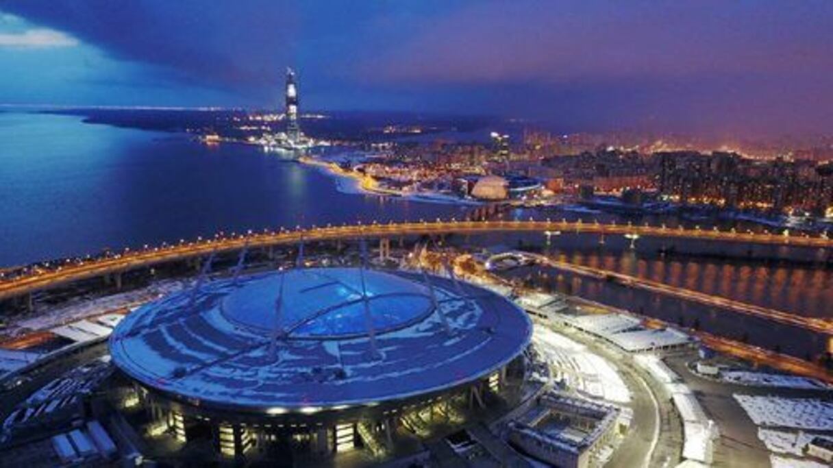 ملعب سان بطرسبورغ
