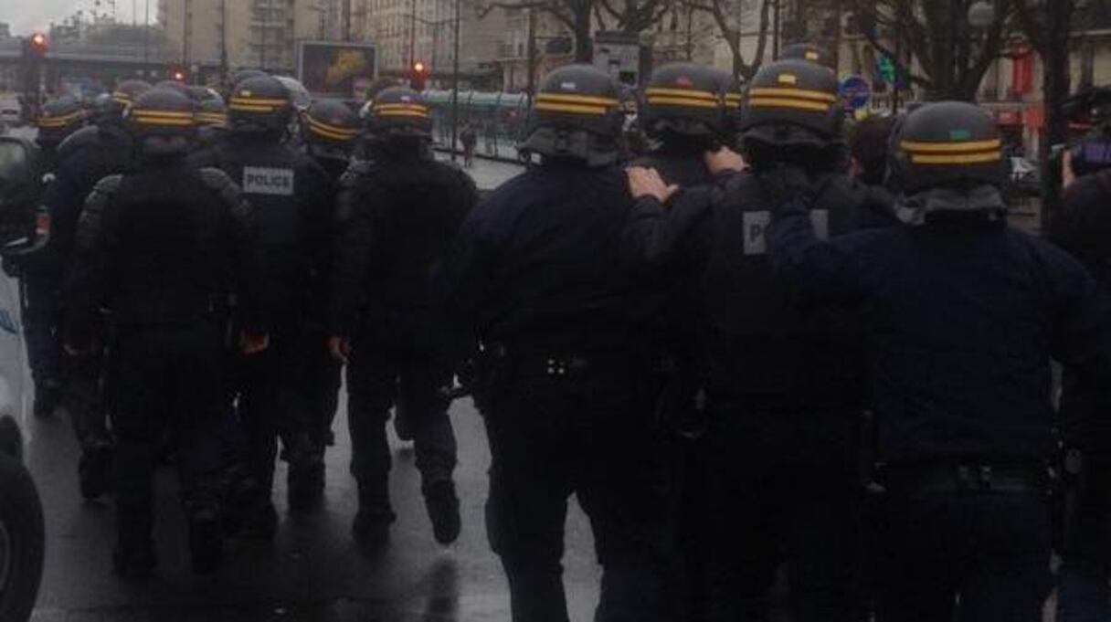 قوات الشرطة تحاصر المتجر اليهودي بباريس
