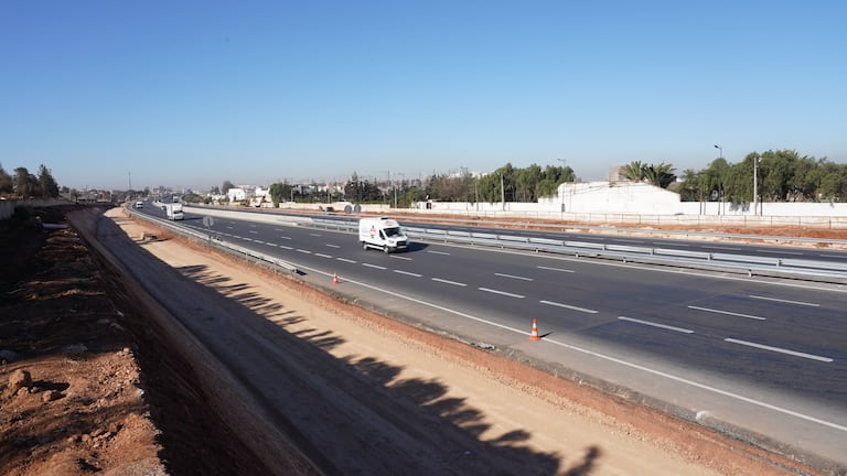 أشغال/ طريق سيار