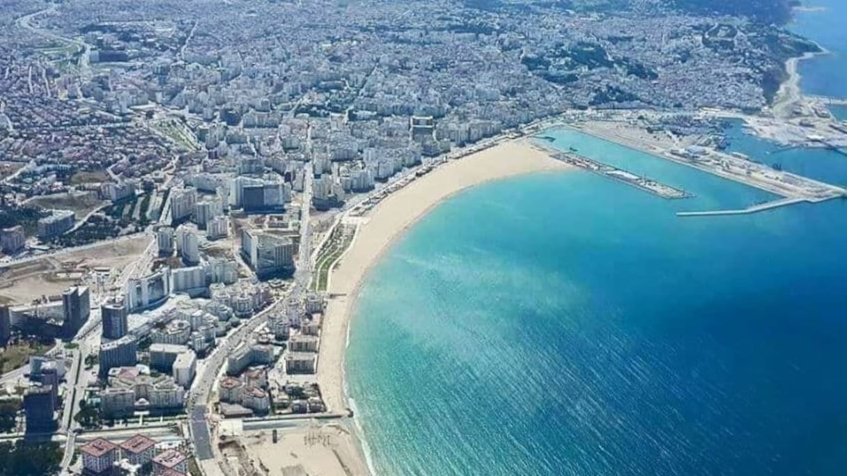 مشهد لمدينة طنجة
