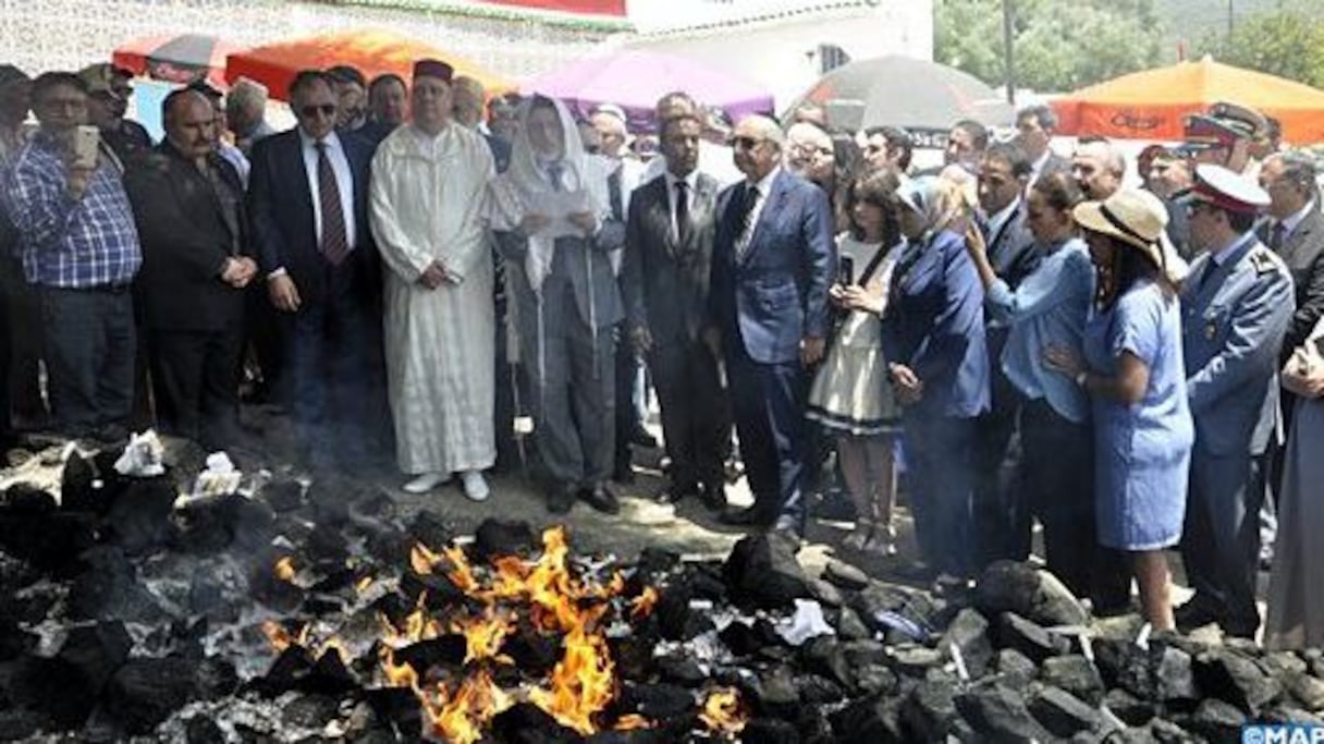 يهود بمزار رابي عمرام بن ديوان بمنطقة أسجن بإقليم وزان
