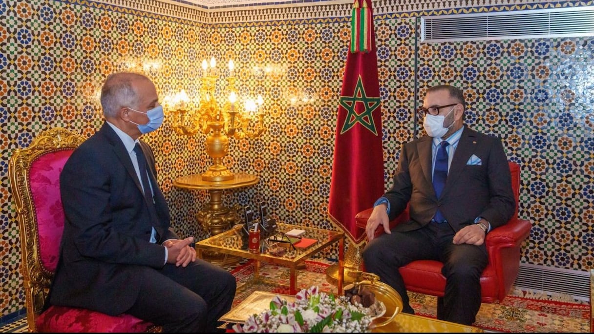 الملك يستلم من بنموسى تقرير اللجنة الخاصة بالنموذج التنموي