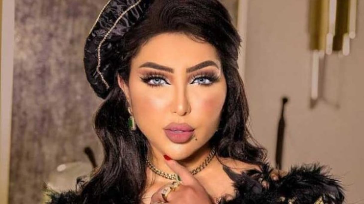 الفنانة دنبا بطمة معتادة على إثارة الجدل
