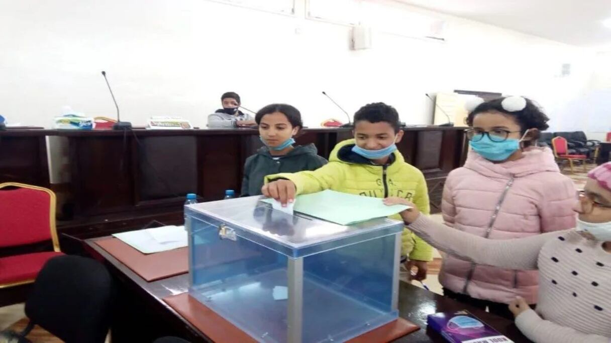 من عملية انتخاب مجلس جماعي للطفل بالصويرة
