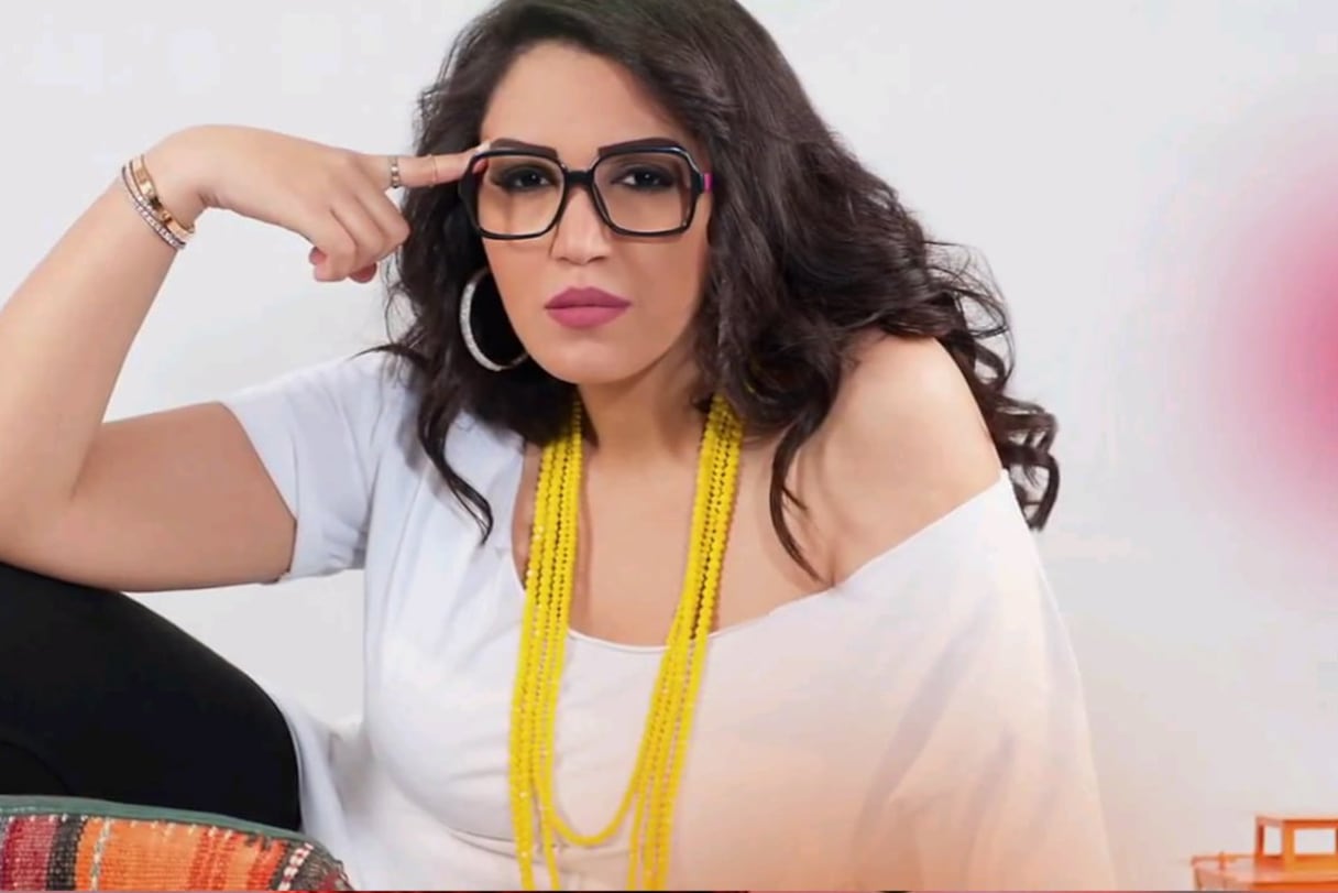 الفنانة أسماء لمنور