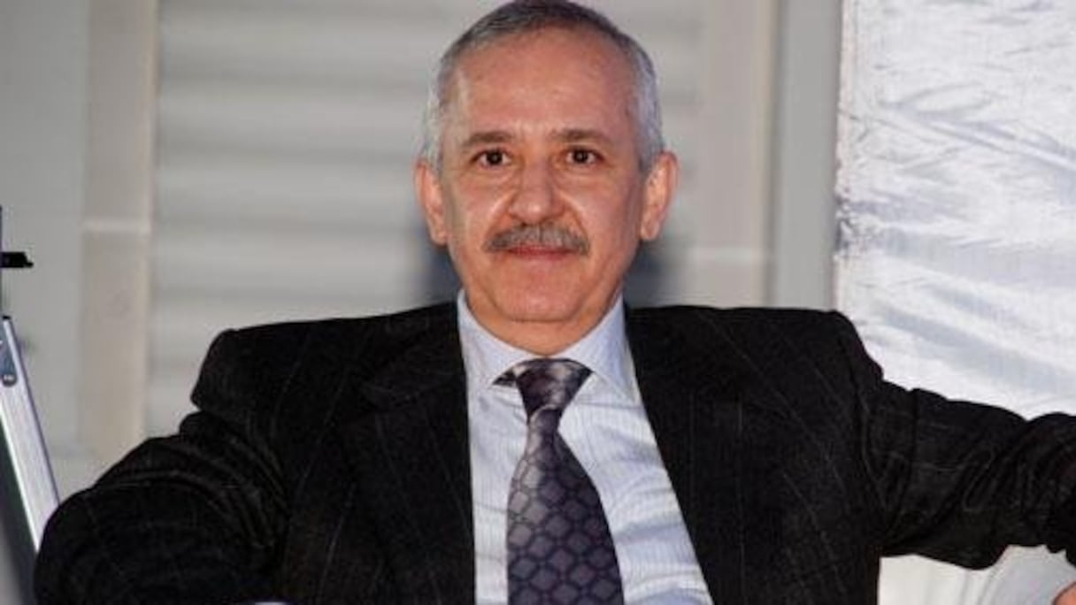 أنس الصفريوي، يملك طائرة خاصة من نوع “سيتاسيون 1″ ذات الثمانية مقاعد، وهي نفسها التي يتردد أنها استعملت في نقل الفنانة اللبنانية الشهيرة نانسي عجرم إلى مراكش من أجل إحياء حفل زفاف نجله.
