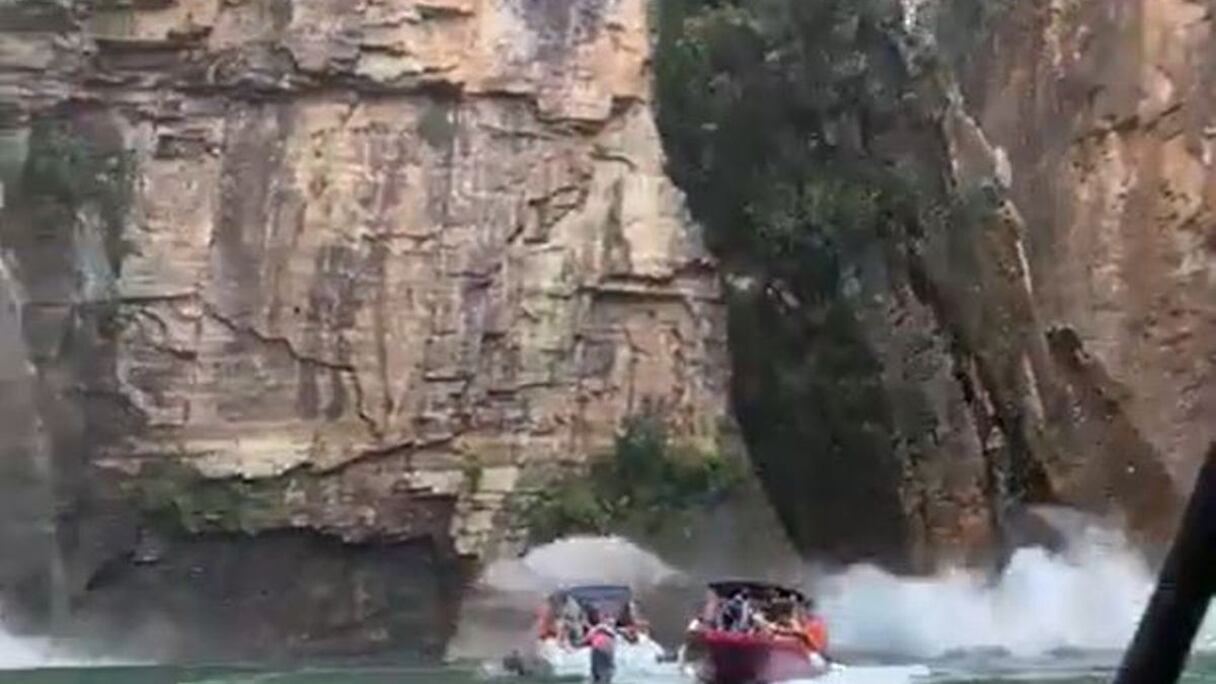 انهيار جبلي مفاجئ فوق مرتادي بحيرة بالبرازيل يخلف قتلى وعشرات الجرحى
