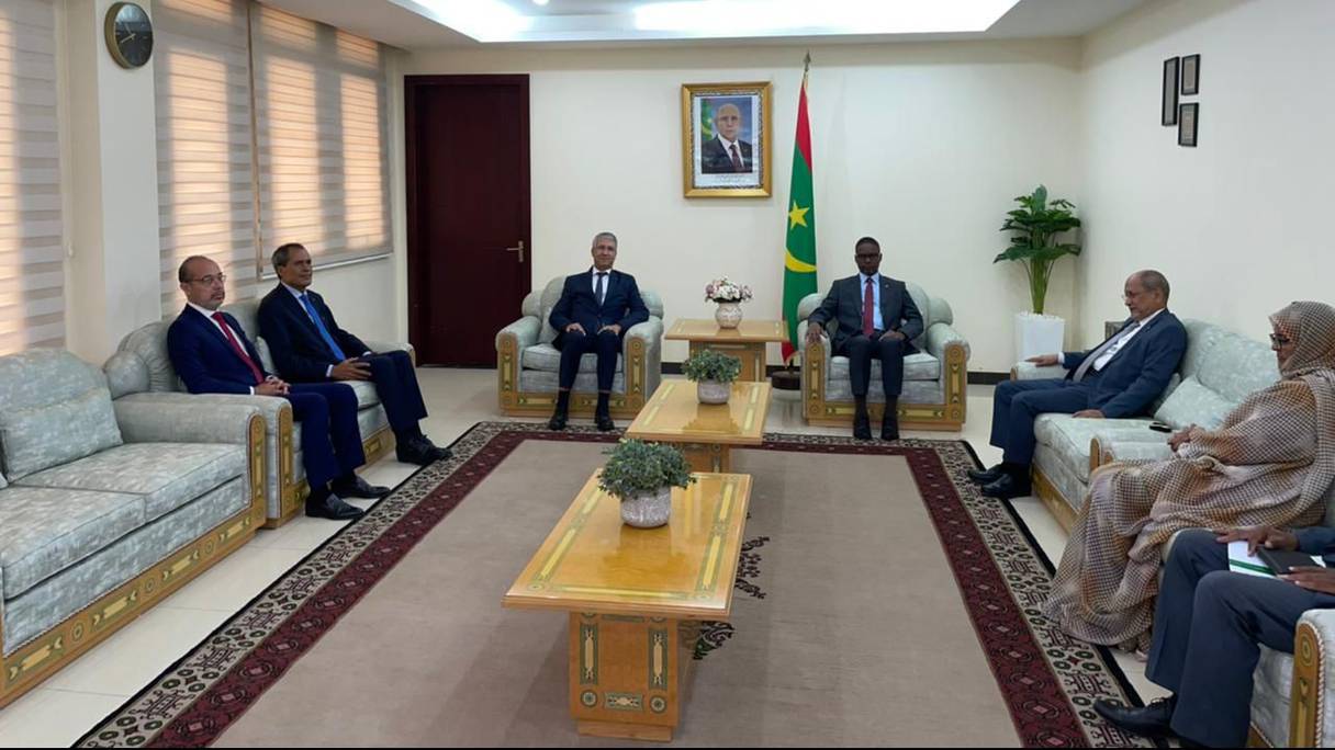 الوزير صديقي يُستقبل بنواكشوط من قبل الوزير الأول الموريتاني
